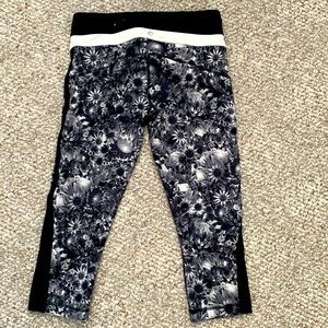 Lululemon cropped leggings